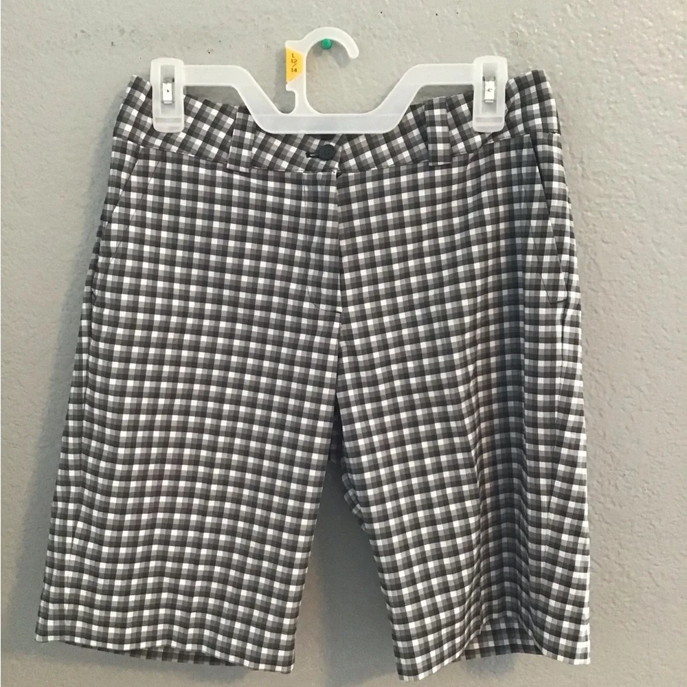 - Nike Golf Shorts NWT